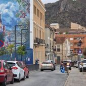 Este lunes ha comenzado en Elda la reurbanización del entorno del Castillo.