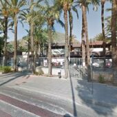 Vicente Pina: "Se están atendiendo las reparaciones más urgentes en los colegios de Orihuela a la espera del nuevo contrato de mantenimiento"