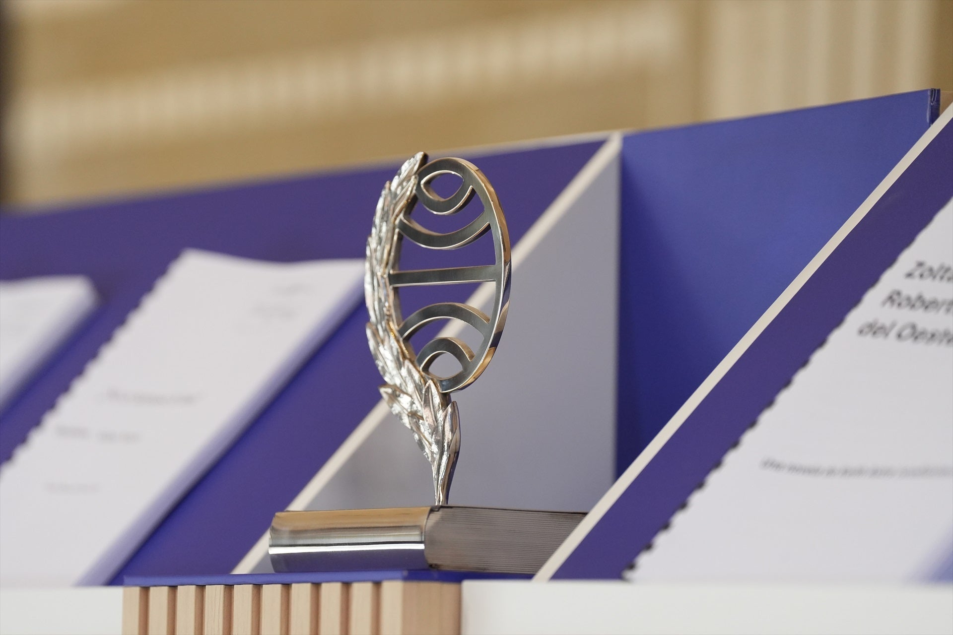 Premio Planeta 2025: cuánto dinero se lleva el ganador y el finalista Premio Planeta 2025: cuánto dinero se lleva el ganador y el finalista