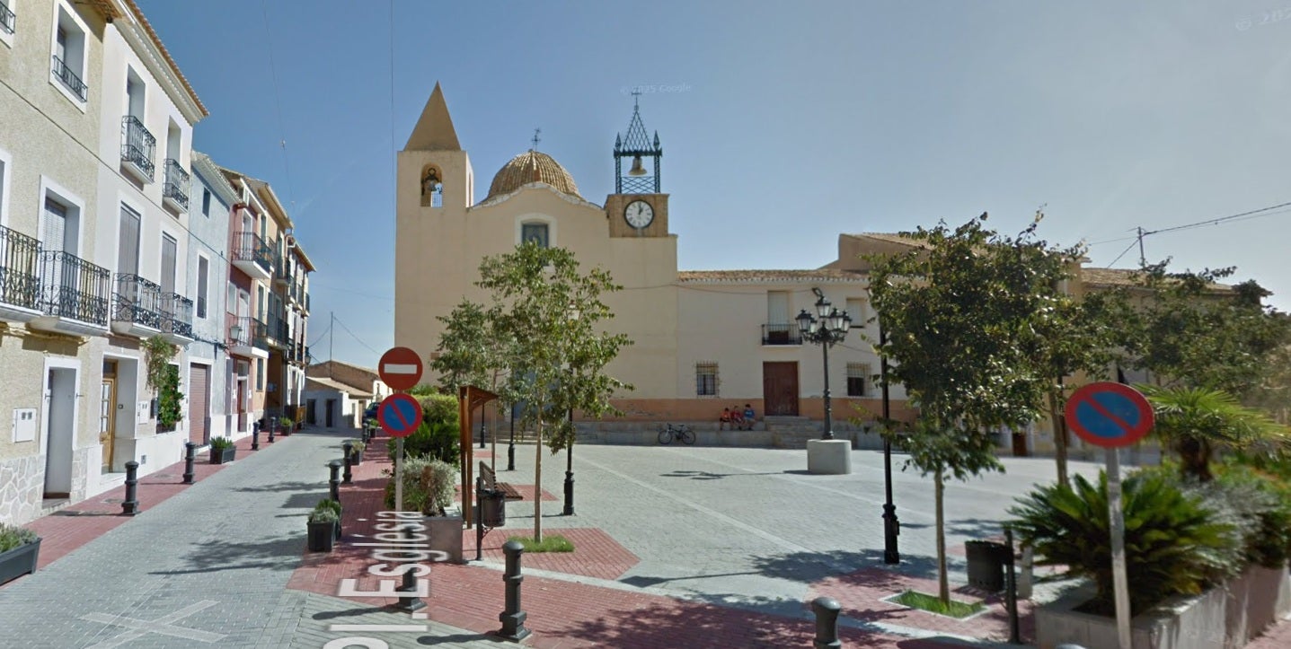 Dos años de cárcel por golpear a garrotazos y puñetazos a la concejala de Protección Aninal de Aigües Dos años de cárcel por golpear a garrotazos y puñetazos a la concejala de Protección Aninal de Aigües