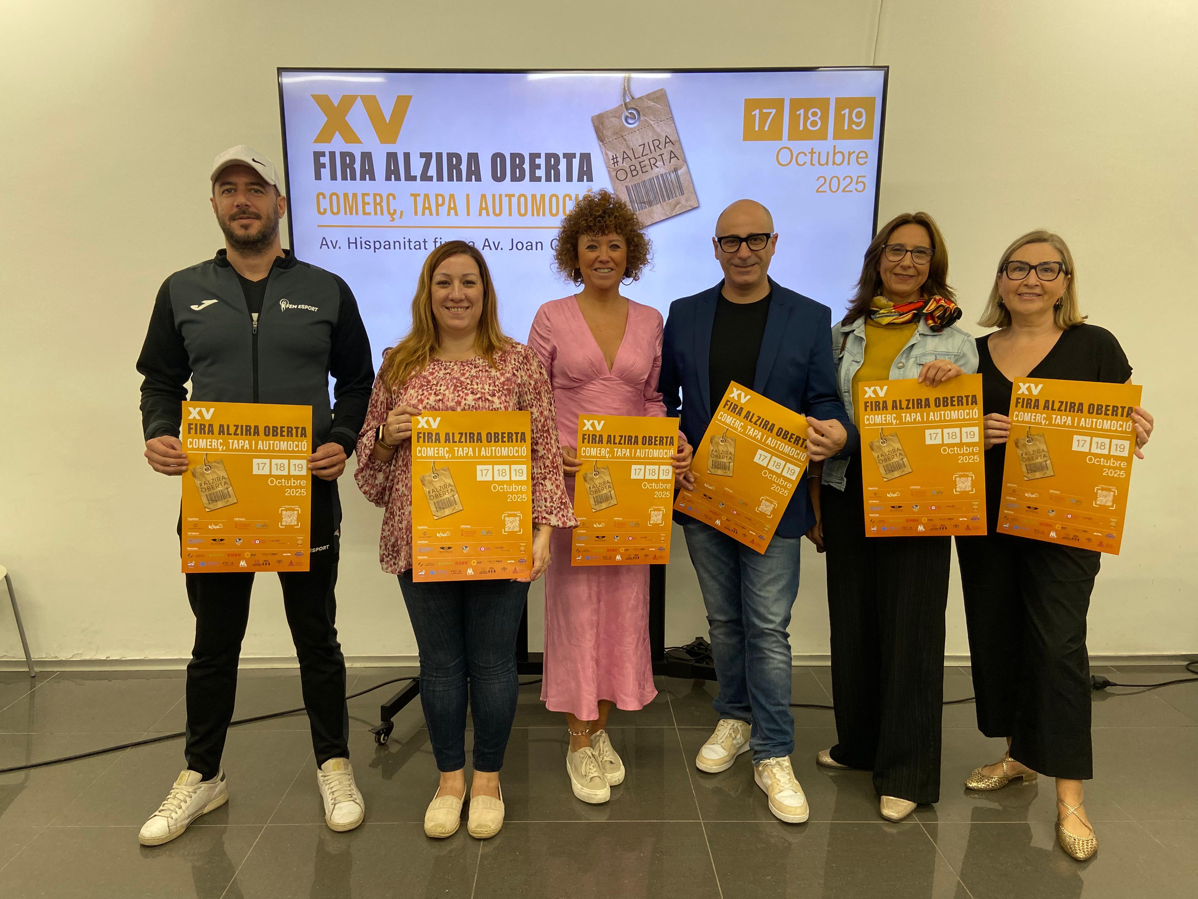Alzira celebra este fin de semana la Feria Comercial, de la Tapa y de la Automoción Alzira celebra este fin de semana la Feria Comercial, de la Tapa y de la Automoción