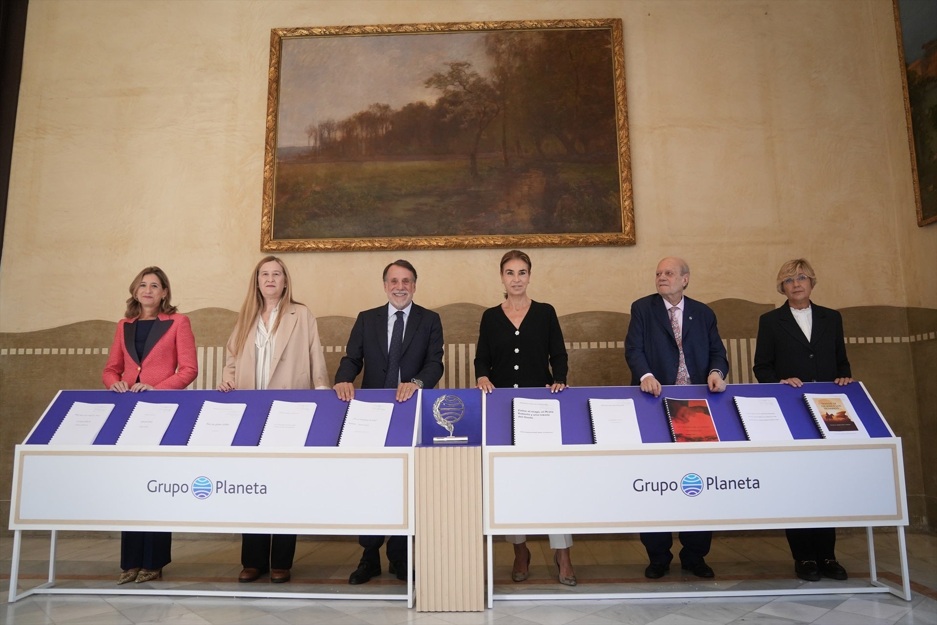 Así ha sido la entrega del Premio Planeta 2025: la edición número 74 llega con récord histórico de participación Así ha sido la entrega del Premio Planeta 2025: la edición número 74 llega con récord histórico de participación