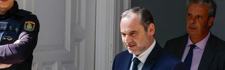 ¿Comparte el estupor del juez Puente porque Abalos siga siendo diputado?