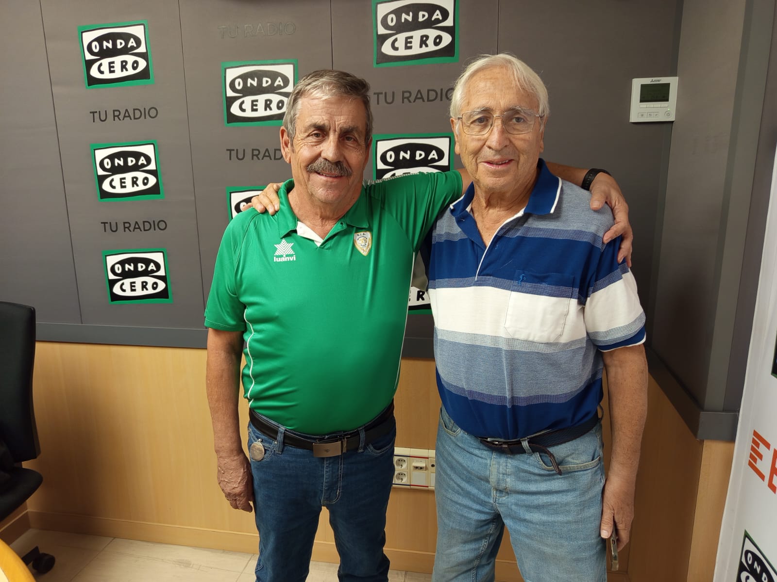 José Manuel Más y Enrique Cervera José Manuel Más y Enrique Cervera