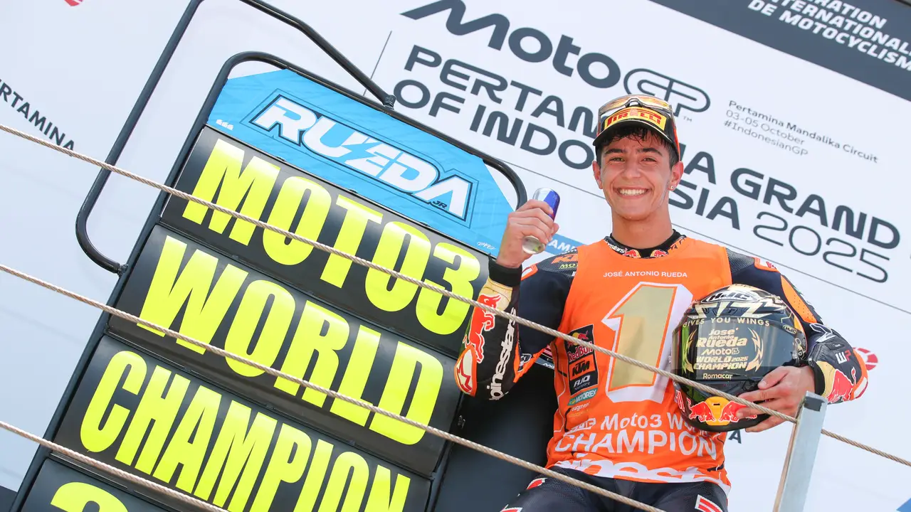 José Antonio Rueda, campeón de Moto3: "Llevo desde los 6 años soñando con esto"