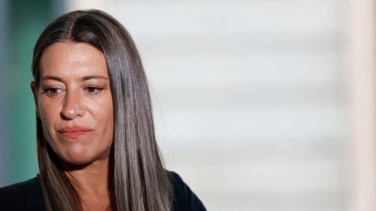 La diputada de Junts, Míriam Nogueras durante una entrevista con los medios