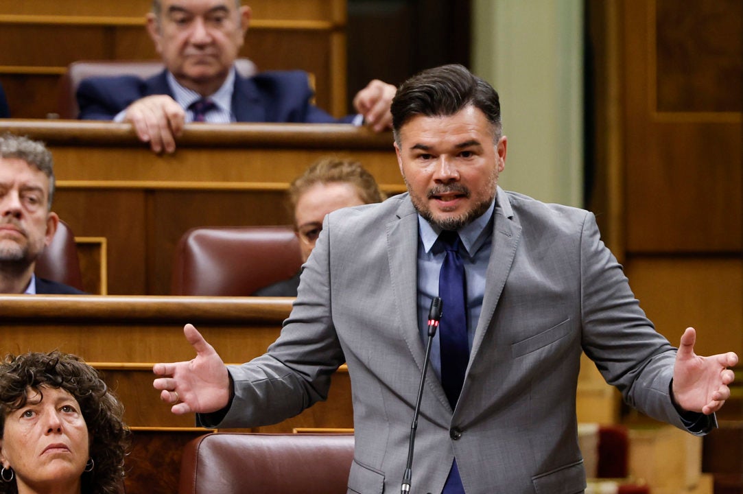 La velada crítica de Gabriel Rufián a Junts, tras romper con el PSOE: "Son muy pesados" La velada crítica de Gabriel Rufián a Junts, tras romper con el PSOE: "Son muy pesados"