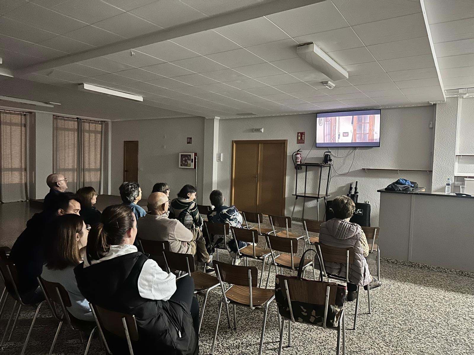 Ángeles Gómez: "La mujer lleva históricamente el peso en los medios rurales, no queremos ser más pero tampoco menos" Ángeles Gómez: "La mujer lleva históricamente el peso en los medios rurales, no queremos ser más pero tampoco menos"