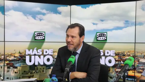 Óscar Puente, durante la entrevista con Carlos Alsina Óscar Puente, durante la entrevista con Carlos Alsina/ Samuel Portillo