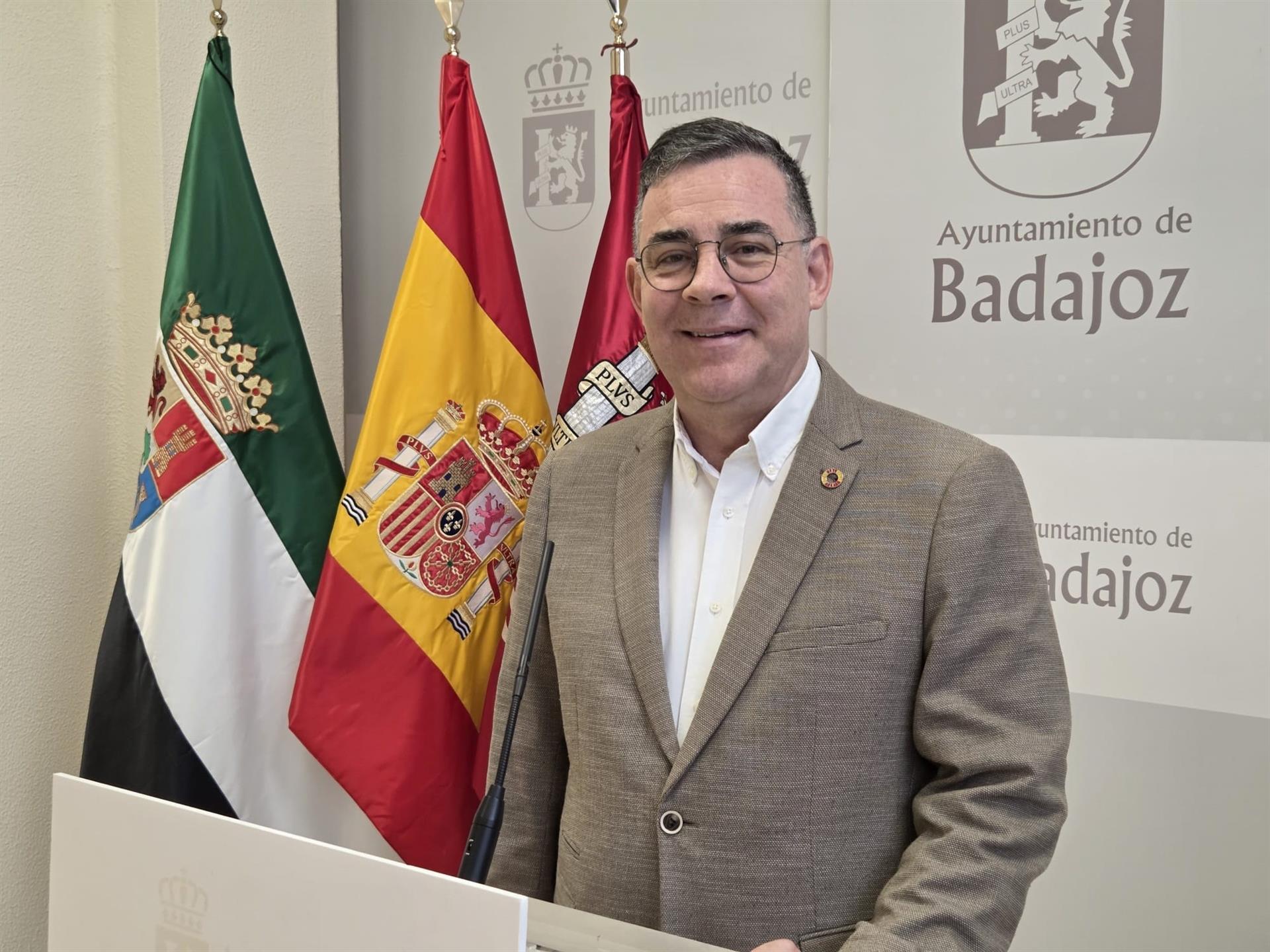Vox reprueba 192.000 euros del Ayuntamiento de Badajoz destinados a proyectos de cooperación y desarrollo Vox reprueba 192.000 euros del Ayuntamiento de Badajoz destinados a proyectos de cooperación y desarrollo