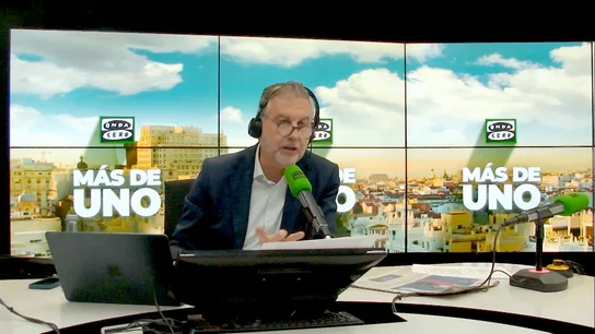 Carlos Alsina responde a Margarita Robles, tras criticar a la prensa por preguntar a Trump por España: "Cuidado, ministra" Carlos Alsina responde a Margarita Robles, tras criticar a la prensa por preguntar a Trump por España: "Cuidado, ministra"