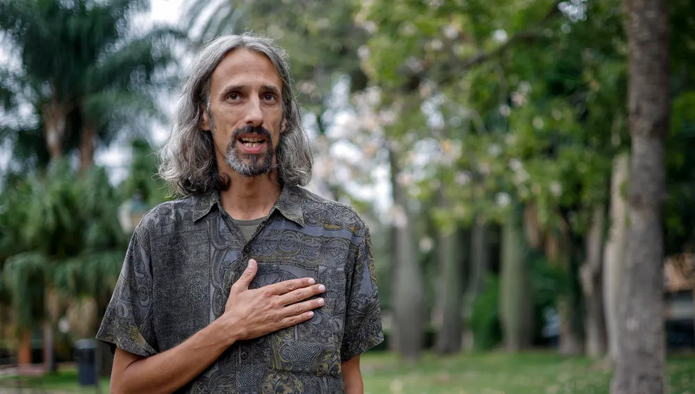 magen del diputado de Compromís en Les Corts Valencianes Juan Bordera tras regresar a España junto a otros 20 activistas de la Flotilla Global Sumud magen del diputado de Compromís en Les Corts Valencianes Juan Bordera tras regresar a España junto a otros 20 activistas de la Flotilla Global Sumud