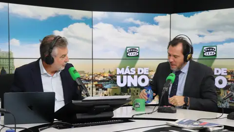 Óscar Puente, durante la entrevista con Carlos Alsina Óscar Puente, durante la entrevista con Carlos Alsina/ Samuel Portillo