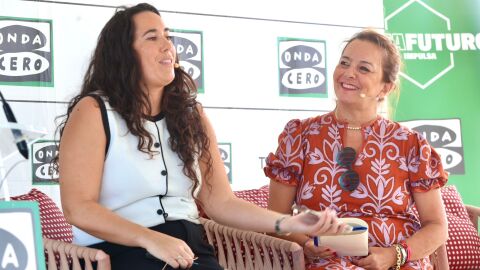 Olga Ramos y Lara Trigo, presentando La Plural Olga Ramos y Lara Trigo, presentando La Plural
