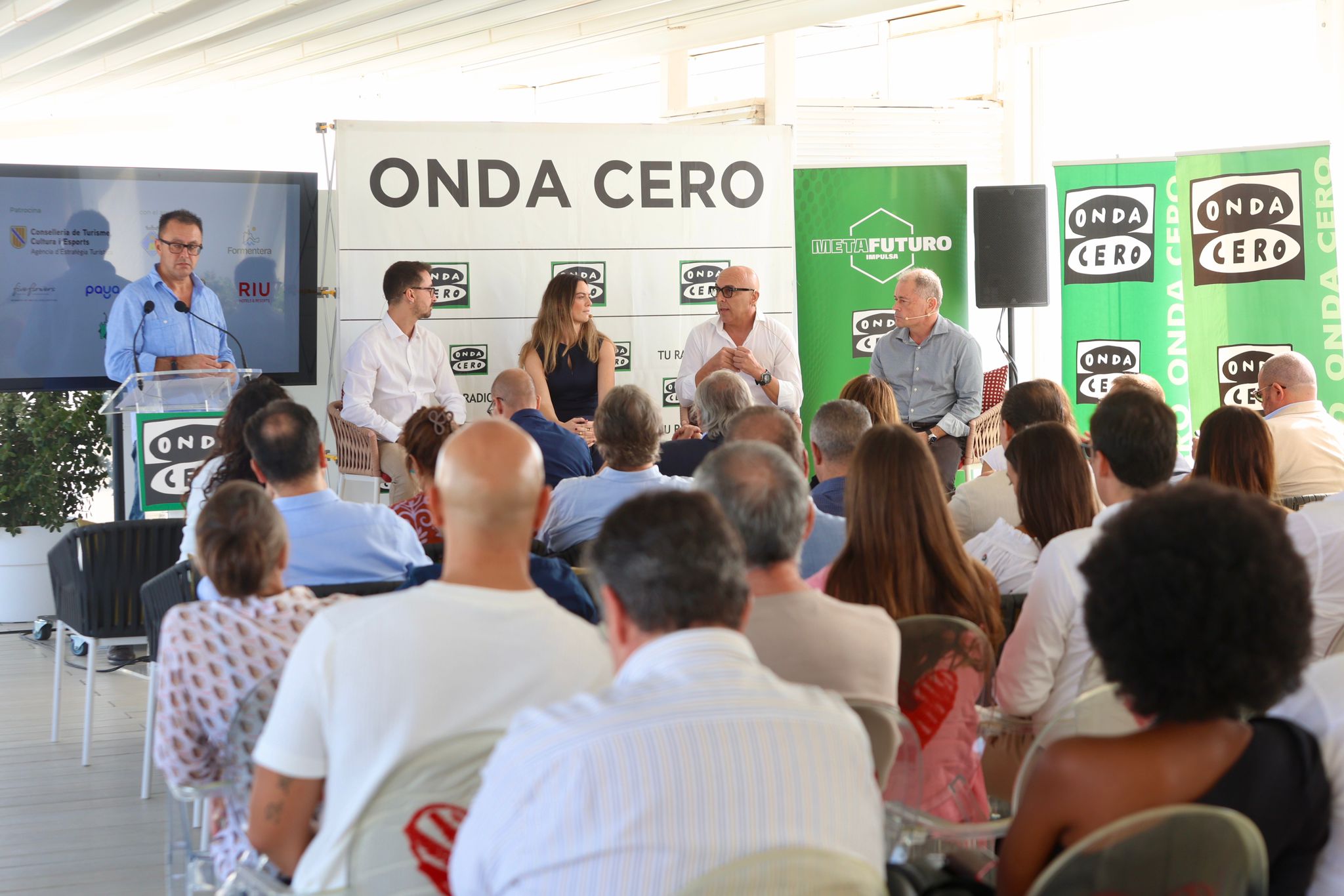 Lidia Álvarez: “En Formentera la verdadera economía circular la generan los pequeños empresarios” Lidia Álvarez: “En Formentera la verdadera economía circular la generan los pequeños empresarios”