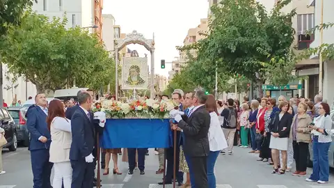 La Virge de Loreno camina al encuentro con la Santístima Faz La Virge de Loreno camina al encuentro con la Santístima Faz