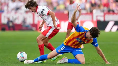 Mendizorroza prueba la continuidad del Alavés y la reacción del Valencia Mendizorroza prueba la continuidad del Alavés y la reacción del Valencia
