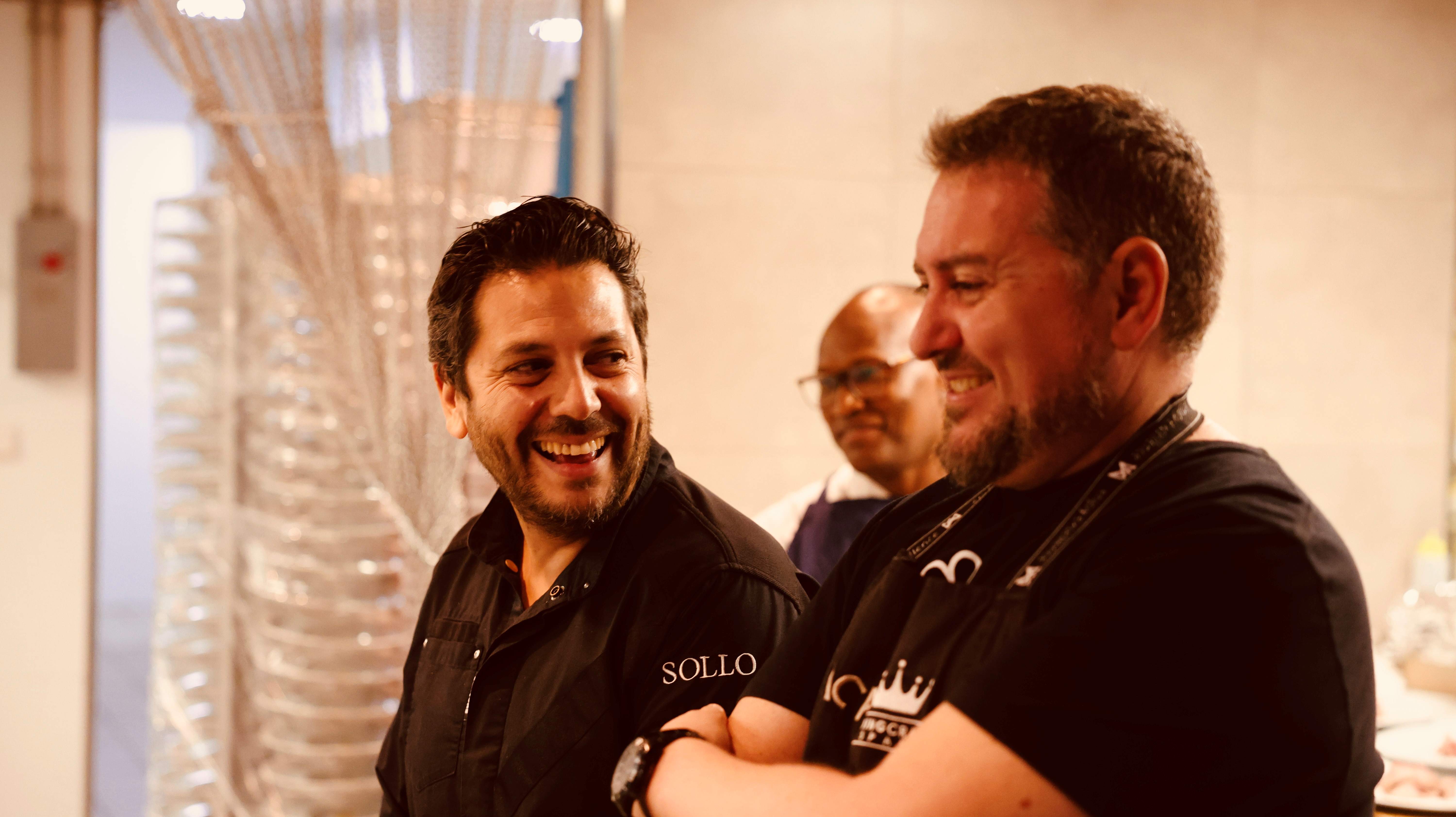El chef David Olivas se une a una nueva edición de “A Cuatro Manos” junto a Diego Gallegos El chef David Olivas se une a una nueva edición de “A Cuatro Manos” junto a Diego Gallegos