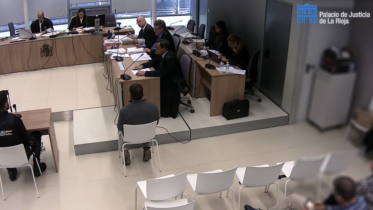 La defensa en el juicio de Los Lirios critica que el informe policial es un 'relato interpretativo' La defensa en el juicio de Los Lirios critica que el informe policial es un 'relato interpretativo'