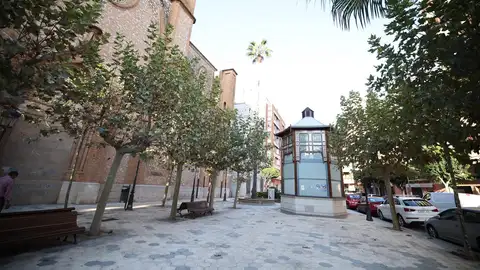 Burriana inicia el proceso de licitación para la explotación del quiosco municipal del Camí d'Onda tras permanecer dos años cerrado Burriana inicia el proceso de licitación para la explotación del quiosco municipal del Camí d'Onda tras permanecer dos años cerrado