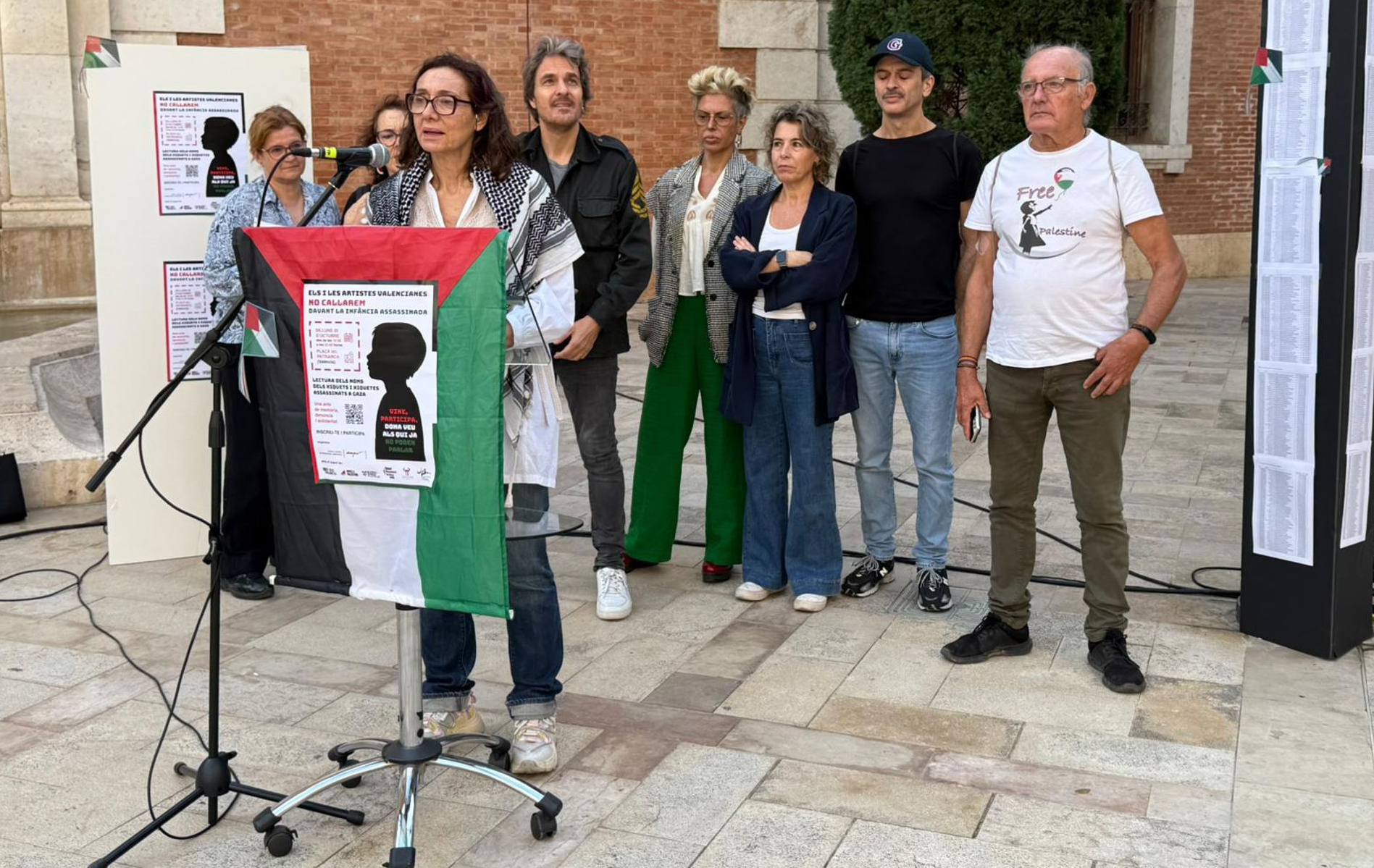 Los actores valencianos, en defensa de los niños de Gaza: "Sigamos levantándonos" Los actores valencianos, en defensa de los niños de Gaza: "Sigamos levantándonos"