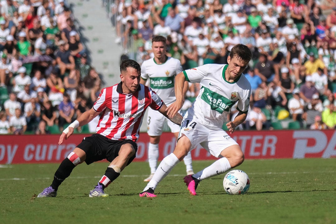 El Elche merece más ante un Athletic inofensivo El Elche merece más ante un Athletic inofensivo