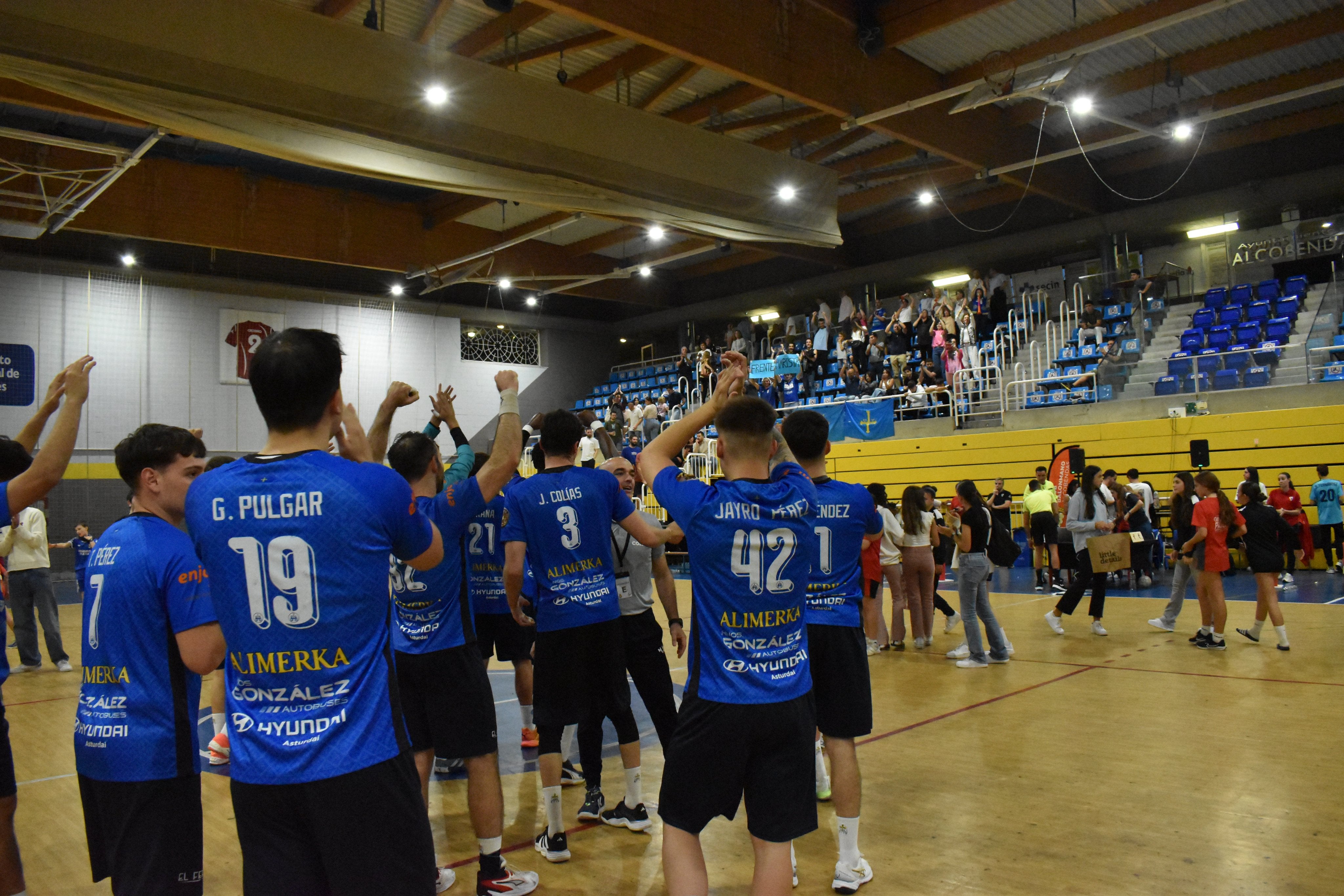 Confía Oviedo se apunta la primera victoria Confía Oviedo se apunta la primera victoria