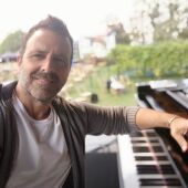 El torrevejense Enrique Simón enriquece su espacio musical con dos conciertos en el ciclo de jazz 'Los viernes del palacio'