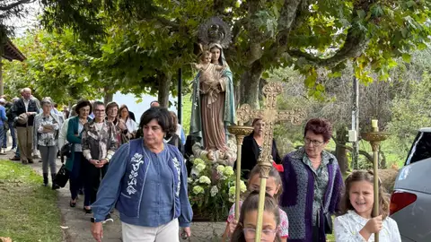 La procesión contó con una gran asistencia La procesión contó con una gran asistencia
