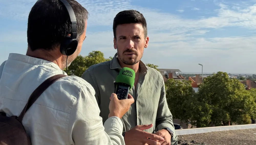 El alcalde de Aljaraque, Adrián Cano, durante la emisión del Reto Demográfico. El alcalde de Aljaraque, Adrián Cano, durante la emisión del Reto Demográfico.
