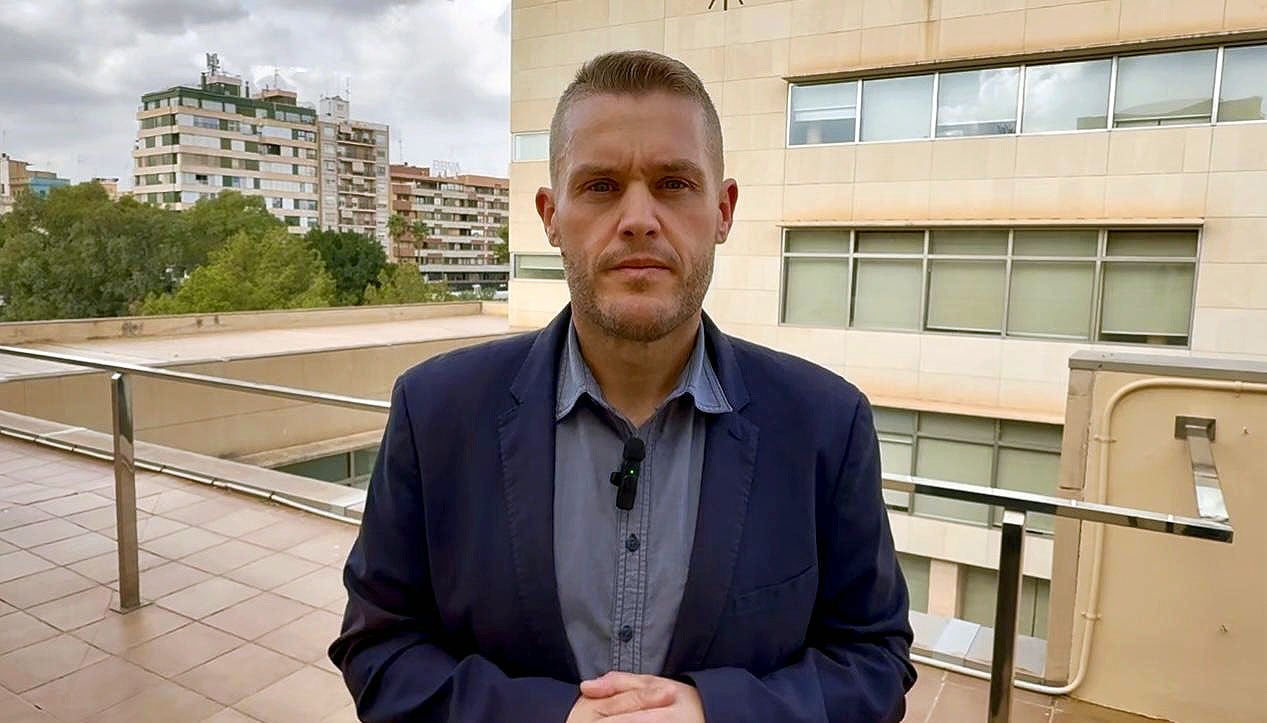 El PSOE de Elche reclama al PP y Vox la reapertura del Club de Lectura de Casa de la Dona tras cerrarlo sin previo aviso El PSOE de Elche reclama al PP y Vox la reapertura del Club de Lectura de Casa de la Dona tras cerrarlo sin previo aviso