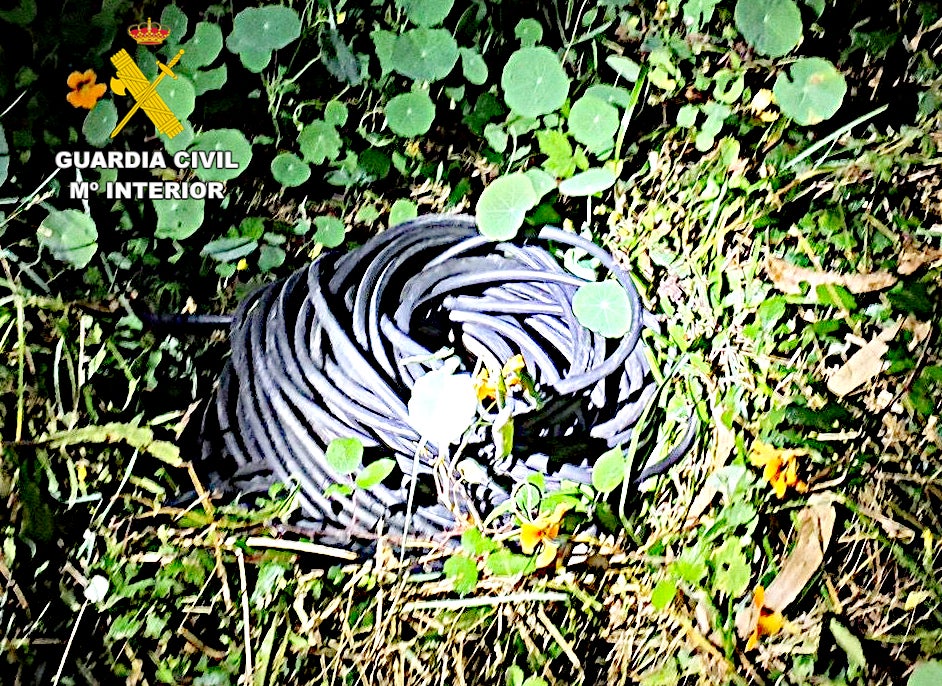 Detenidos cinco jóvenes por diez robos de 600 kilos de cobre de alumbrado en cuatro municipios cántabros Detenidos cinco jóvenes por diez robos de 600 kilos de cobre de alumbrado en cuatro municipios cántabros