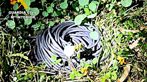 Detenidos cinco jóvenes por diez robos de 600 kilos de cobre de alumbrado en cuatro municipios cántabros Detenidos cinco jóvenes por diez robos de 600 kilos de cobre de alumbrado en cuatro municipios cántabros