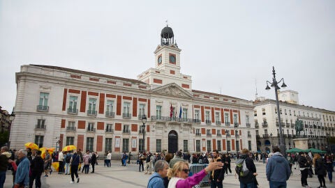  Fachada de la Real Casa de Correos, el 12 de abril de 2025 en Madrid, Espa&ntilde;a. 