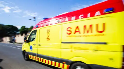 Una ambulancia del SAMU Una ambulancia del SAMU