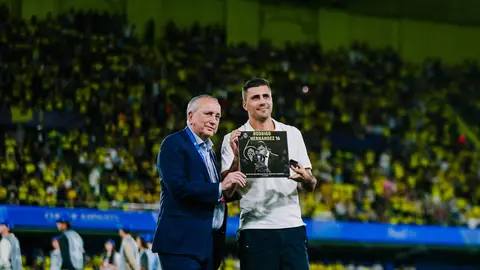 Rodri homenajeado por Fernando Roig Rodri homenajeado por Fernando Roig