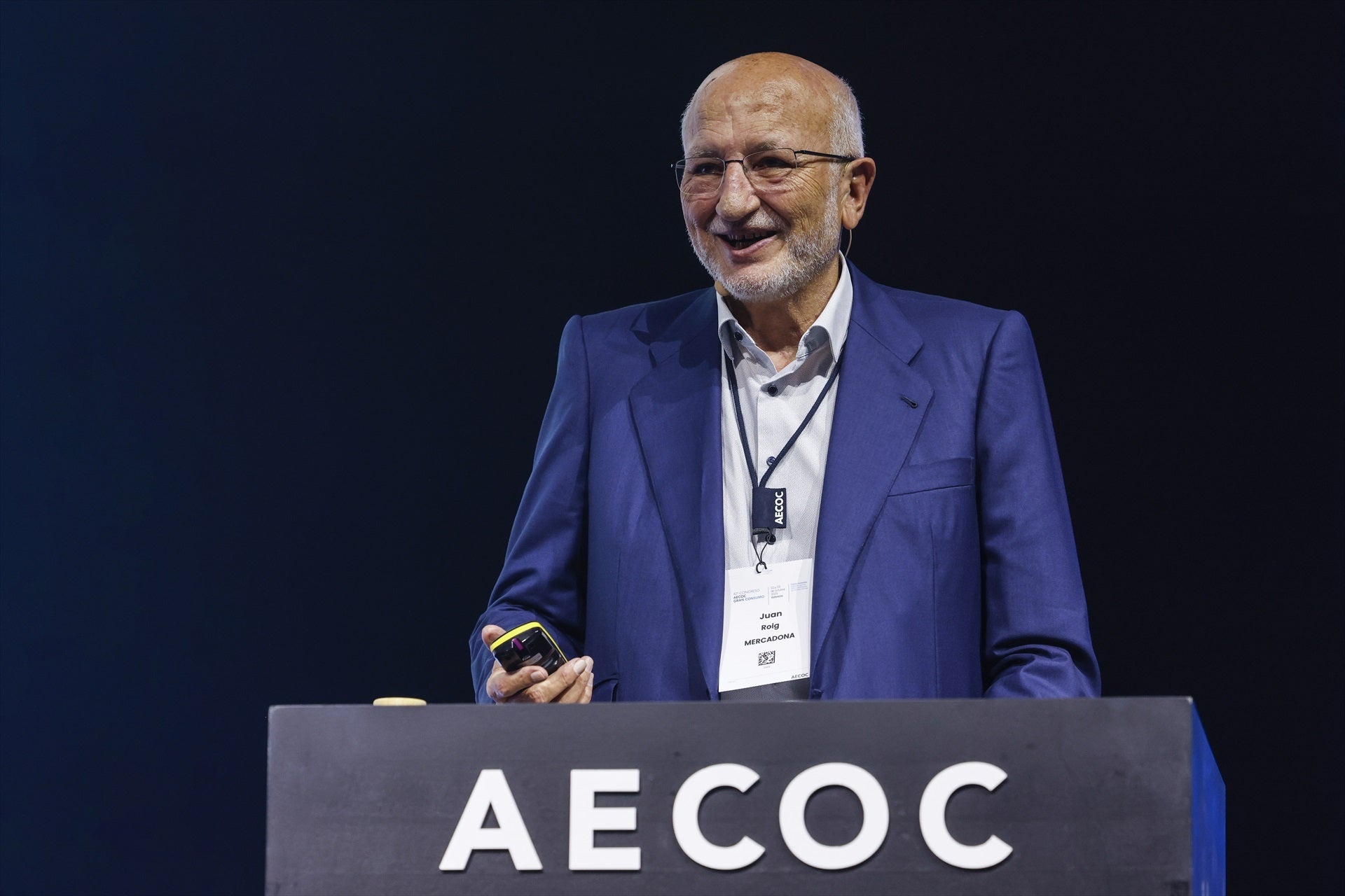 El presidente de Mercadona defiende que pagar impuestos es bueno y señala que "el problema no es pagar mucho, es cómo se gestiona" El presidente de Mercadona defiende que pagar impuestos es bueno y señala que "el problema no es pagar mucho, es cómo se gestiona"