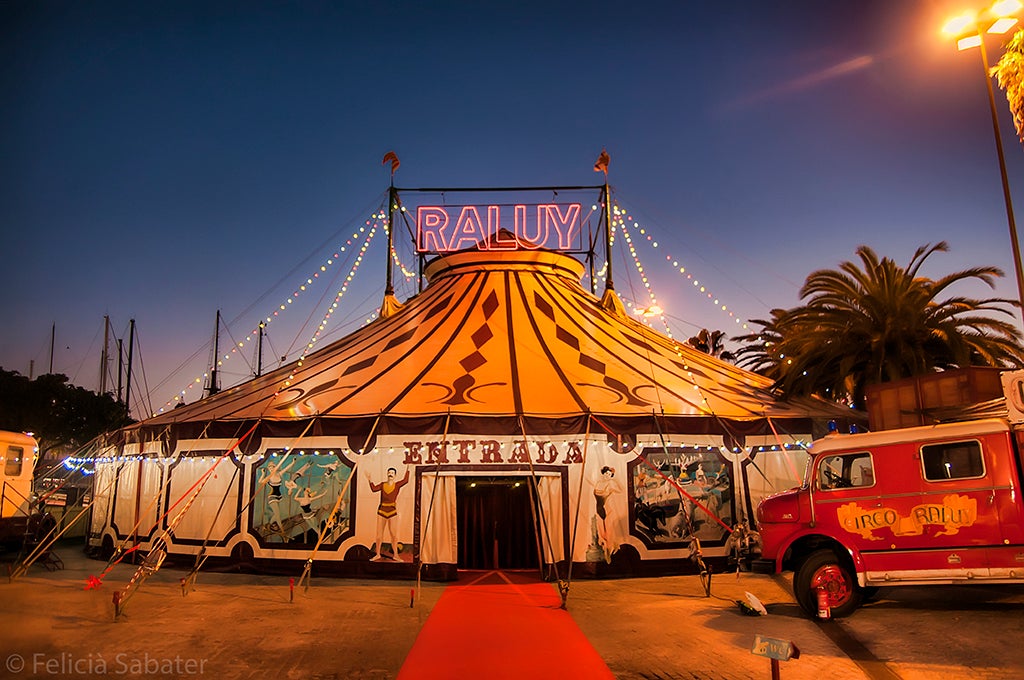 Raluy Legacy, el circo más premiado de Europa, vuelve a Castellón para presentar “CYBORG” Raluy Legacy, el circo más premiado de Europa, vuelve a Castellón para presentar “CYBORG”