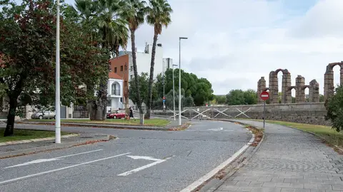Licitada la construcción de una glorieta de acceso a la barriada de San Bartolomé en la zona del Acueducto de los Milagros Licitada la construcción de una glorieta de acceso a la barriada de San Bartolomé en la zona del Acueducto de los Milagros