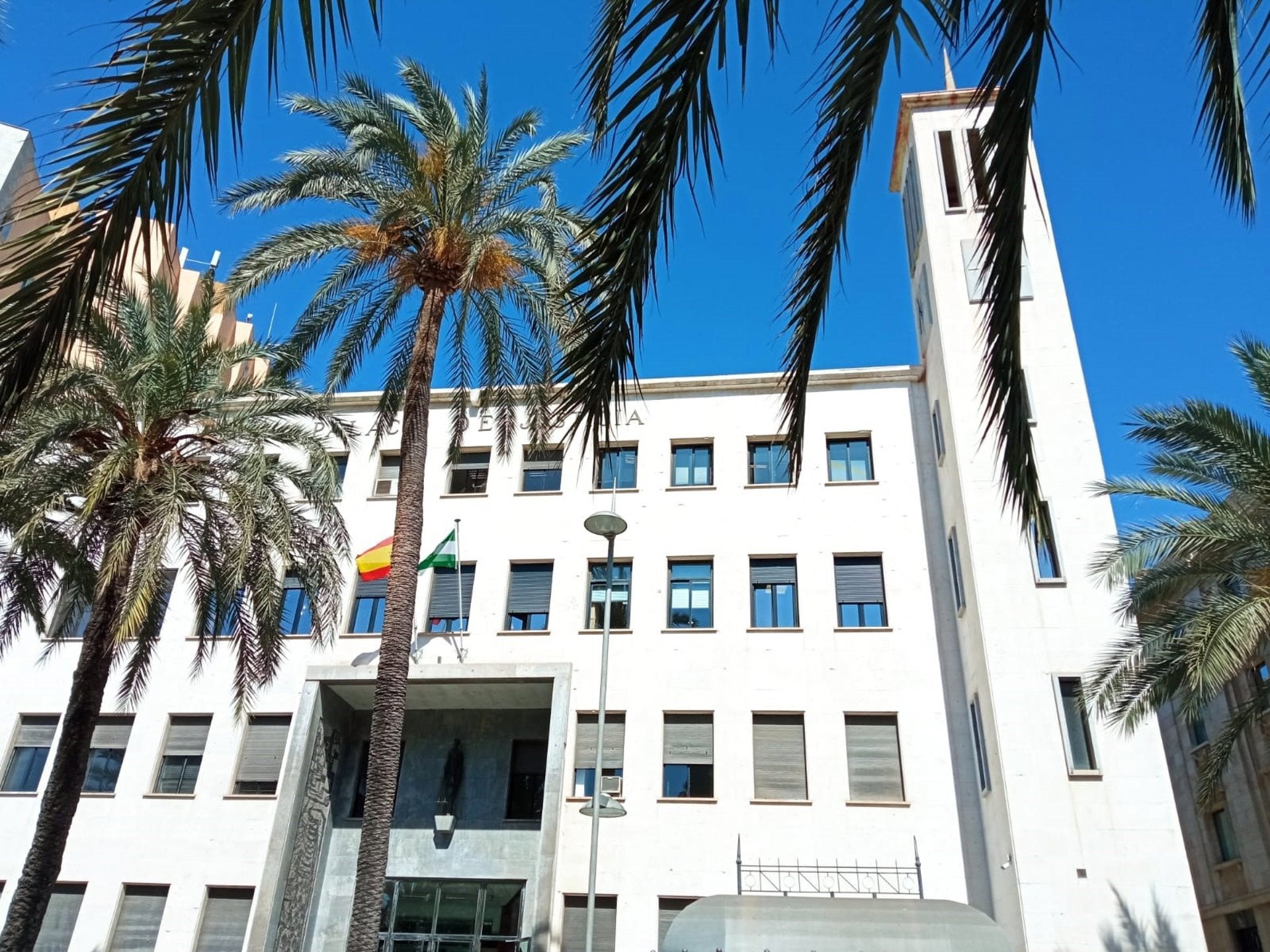 El exalcalde de Dalías, condenado por la construcción ilegal de una guardería y una sala de usos múltiples El exalcalde de Dalías, condenado por la construcción ilegal de una guardería y una sala de usos múltiples