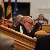 Txema Fernández, concejal de Izquierda Unida-Unidas Podemos en el Salón de plenos. 