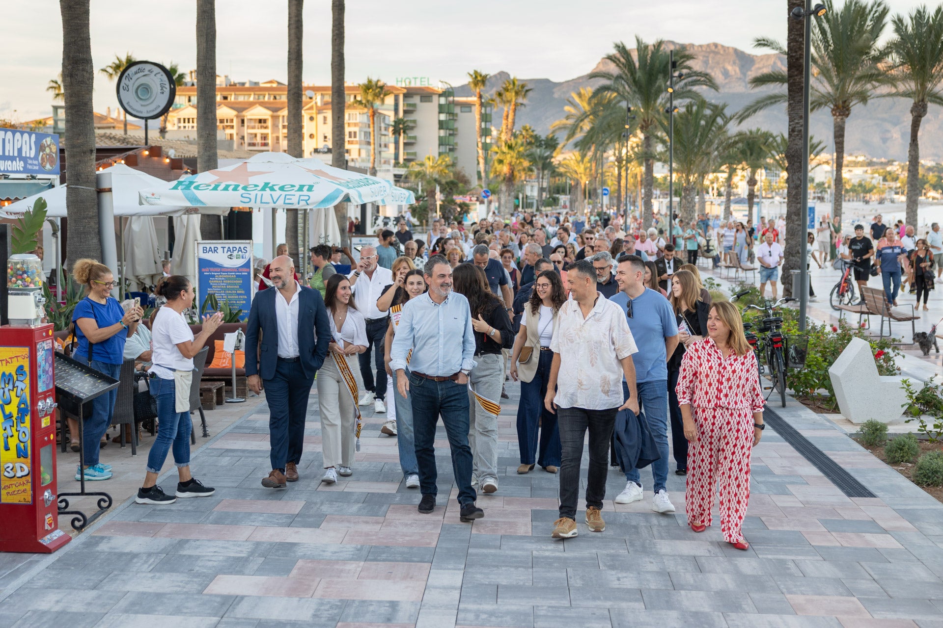 Un centenar de personas conmemoran el 20 aniversario del Parc Natural de la Serra Gelada Un centenar de personas conmemoran el 20 aniversario del Parc Natural de la Serra Gelada
