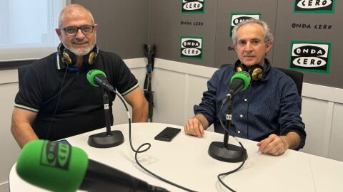 Juan Domingo Cortés y Wenceslao Ferrando, Presidente y Vicepresidente de la Comunitat de Regants i Usuaris de Callosa d'en Sarrià. Juan Domingo Cortés y Wenceslao Ferrando, Presidente y Vicepresidente de la Comunitat de Regants i Usuaris de Callosa d'en Sarrià.