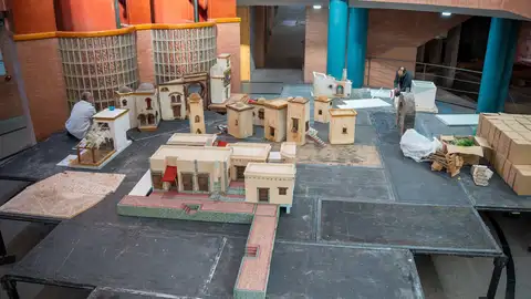 La Asociación Belenista de Mérida recibe una subvención de 8.000 euros del ayuntamiento para montar el Belén Municipal La Asociación Belenista de Mérida recibe una subvención de 8.000 euros del ayuntamiento para montar el Belén Municipal