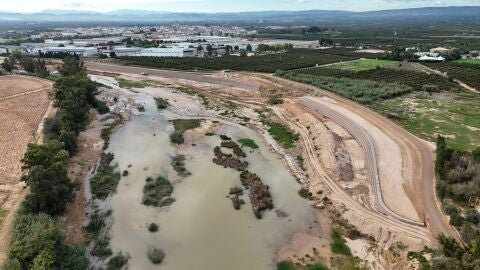 Obras de Emergencia en el r&iacute;o Magro a su paso por l'Alcudia