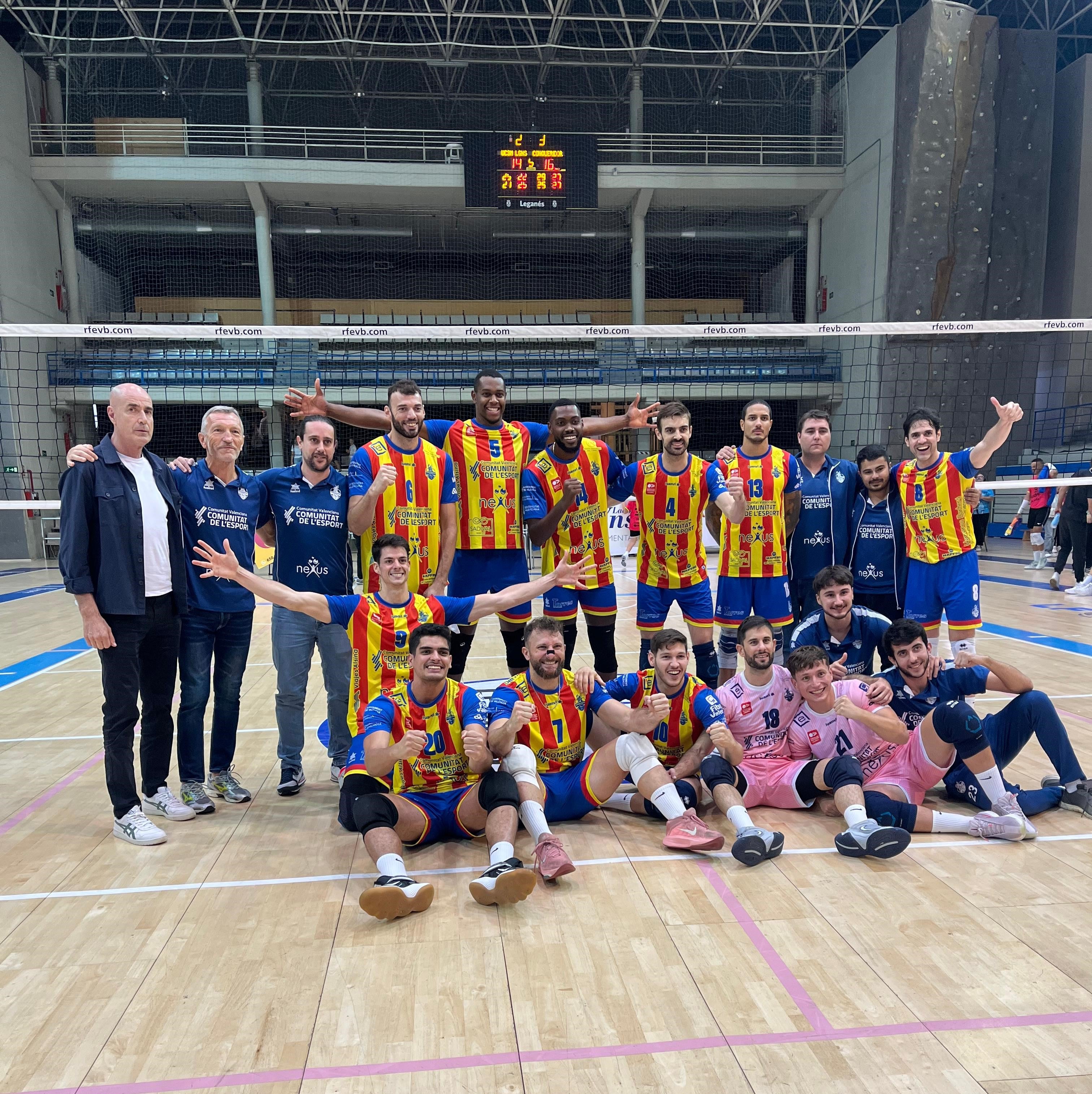 Léleman Conqueridor arranca la Superliga con una remontada de tres horas Léleman Conqueridor arranca la Superliga con una remontada de tres horas
