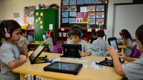 Ni&ntilde;os digitales