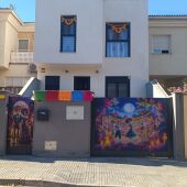 Vivienda decorada para el Día de Muertos