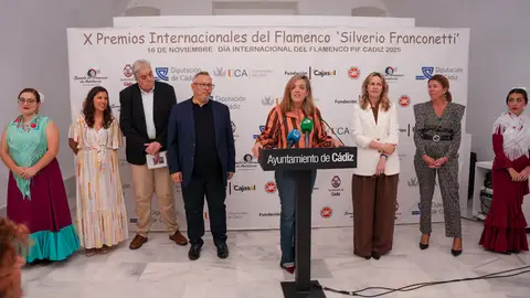 Instantes de la rueda de prensa del Ayuntamiento de Cádiz Instantes de la rueda de prensa del Ayuntamiento de Cádiz