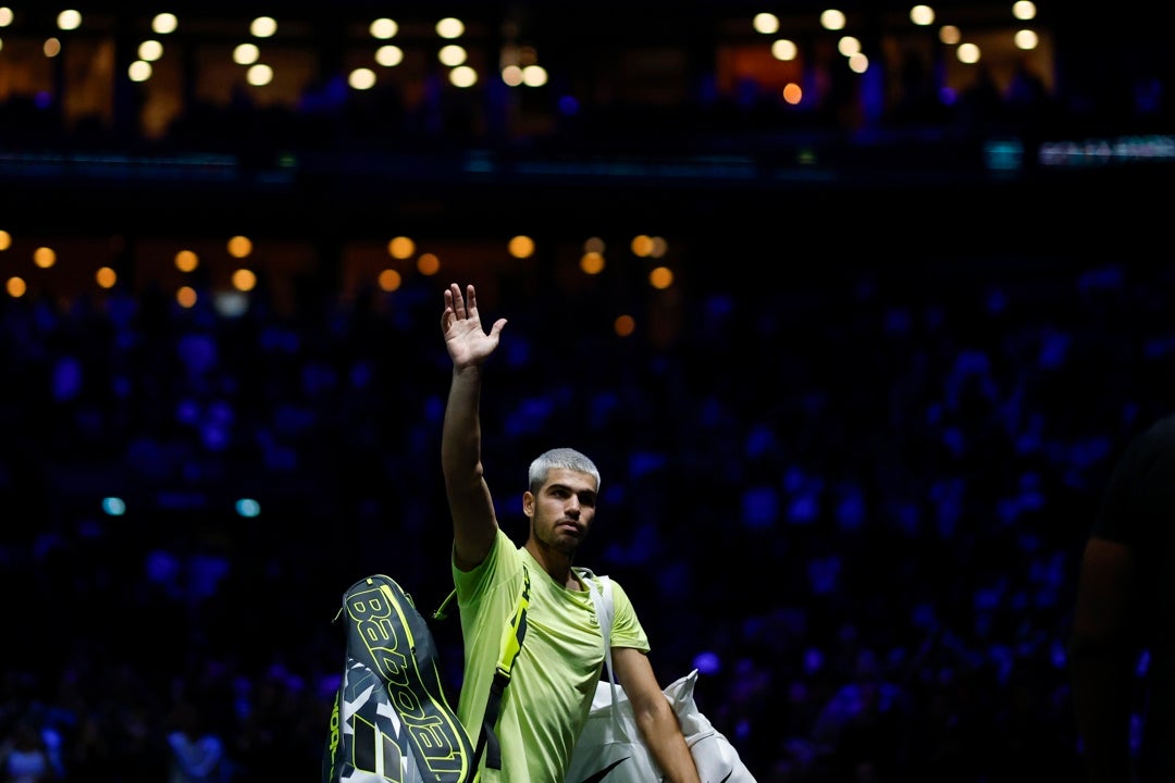 Alcaraz cae en primera ronda del Masters 1000 de París Alcaraz cae en primera ronda del Masters 1000 de París